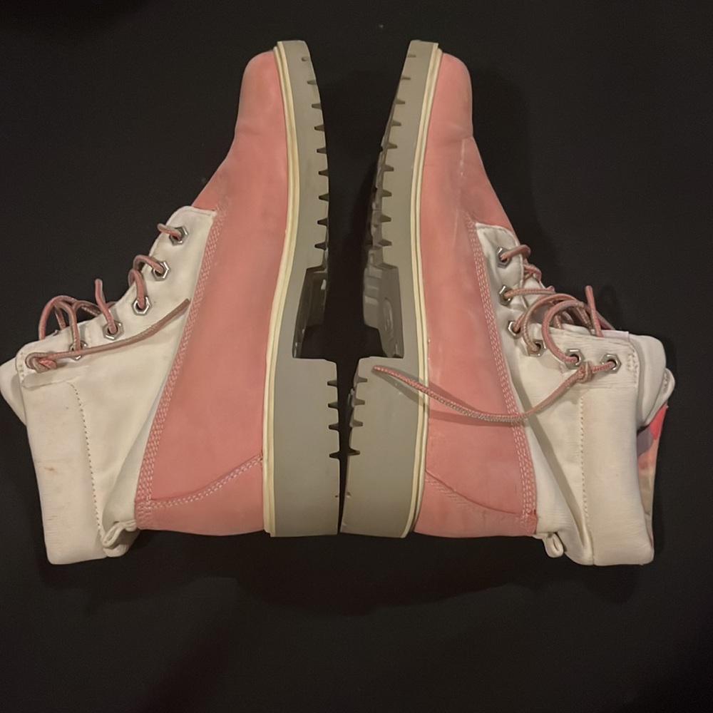 Waterproof Timberland Boots - Picture 3 of 5